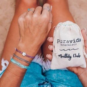 June 2018 Pura Vida monthly club pack